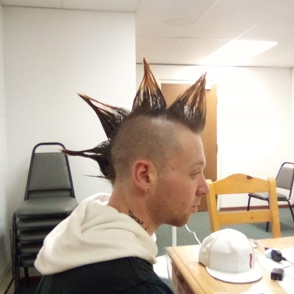 Meet your Posher, Brad - Picture 1 of 1